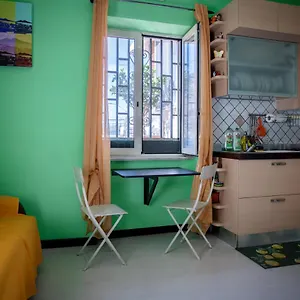 Funny House Consalvo , Napoli Italia