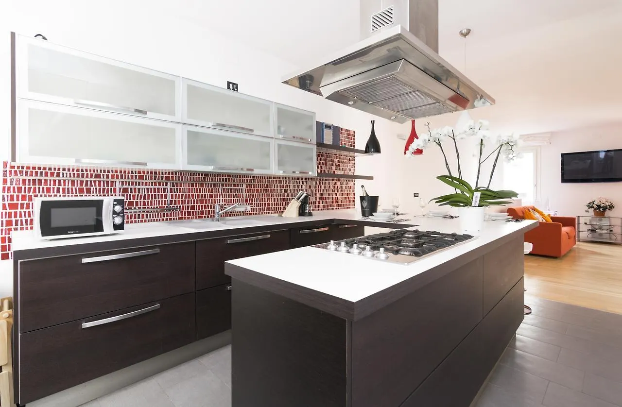 Bella Vita Charming House Venice Apartment